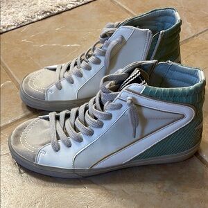 Shu Shop Rooney Sneaker Size: 10